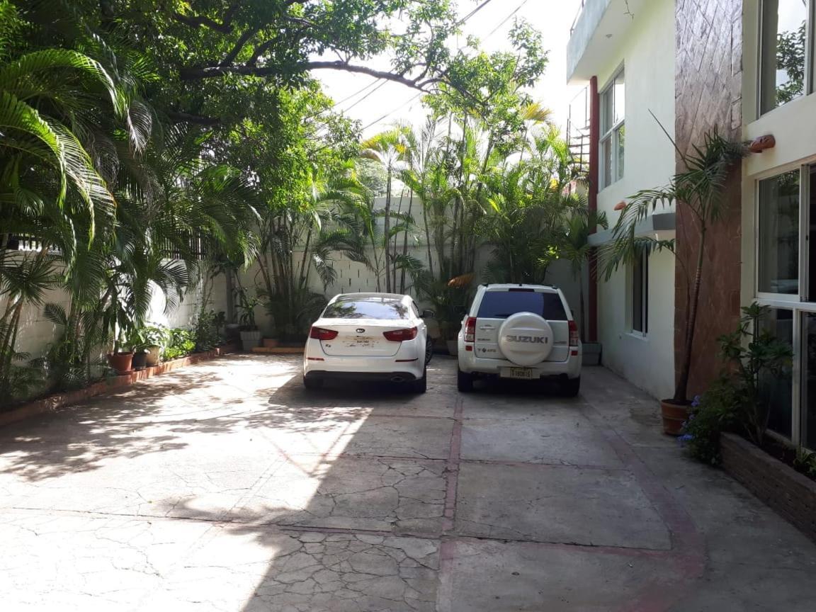 Hotel Alcaldeza - Garden House Maria Guadalupe Santo Domingo Exterior photo